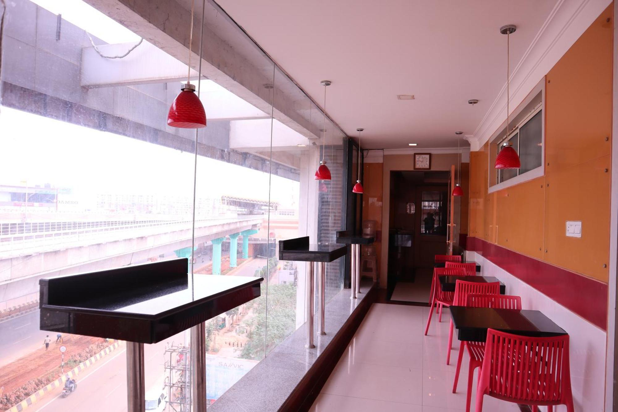Sri Sai Ram Suites Bengaluru Zewnętrze zdjęcie