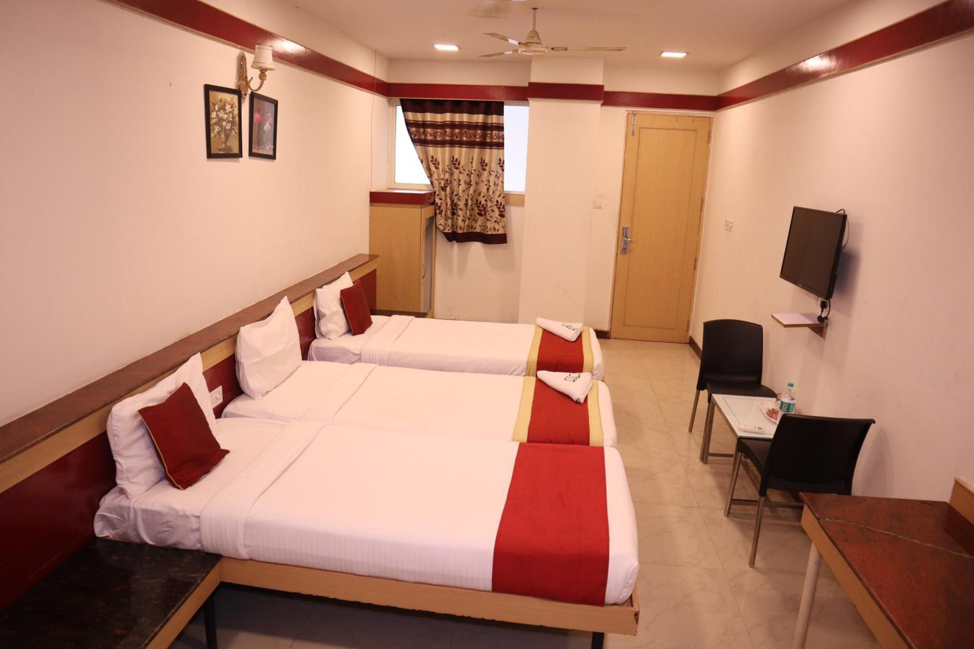Sri Sai Ram Suites Bengaluru Zewnętrze zdjęcie