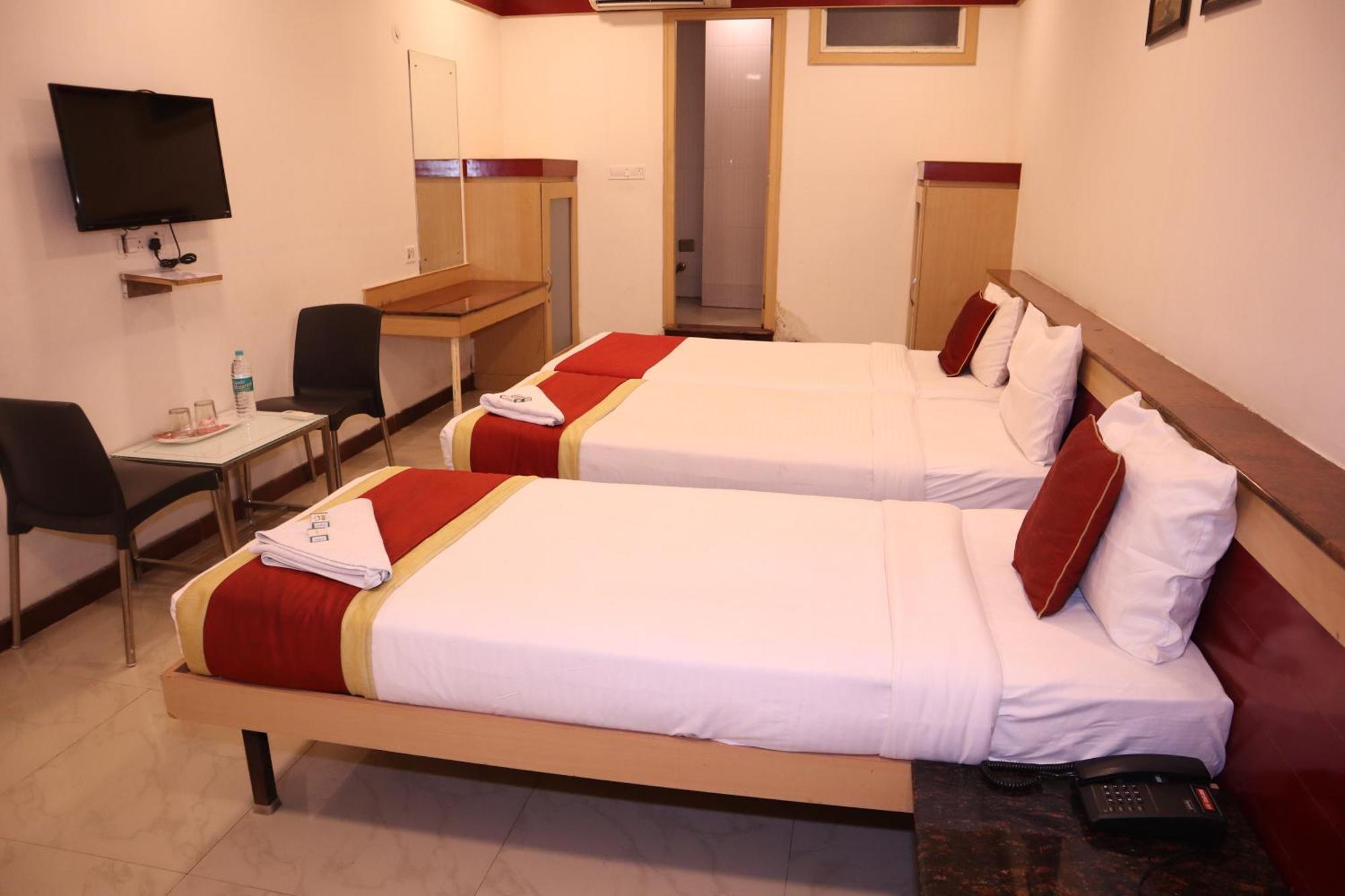 Sri Sai Ram Suites Bengaluru Zewnętrze zdjęcie