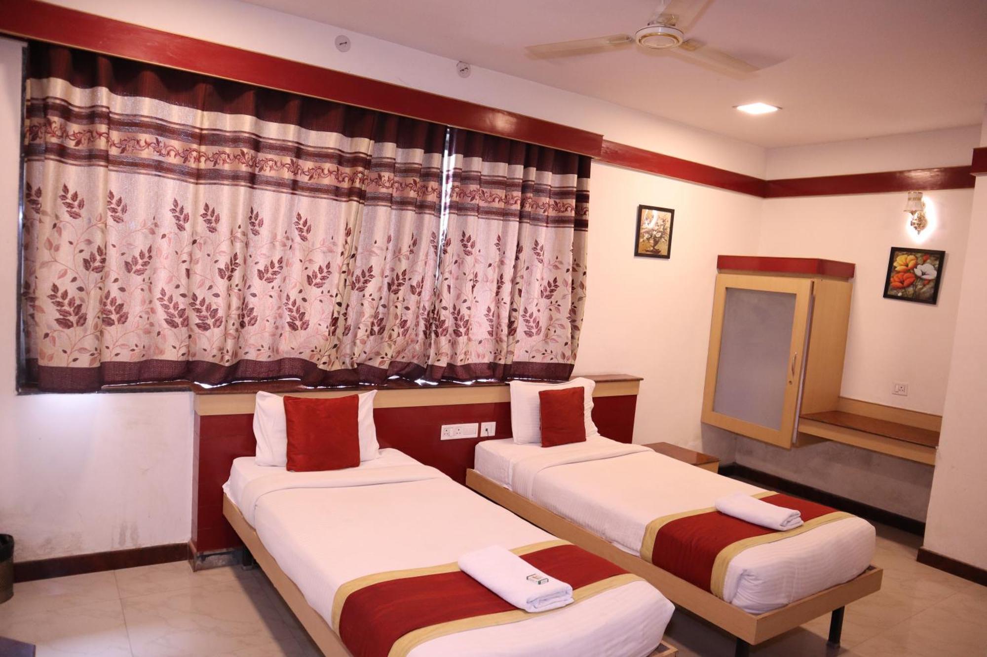 Sri Sai Ram Suites Bengaluru Zewnętrze zdjęcie