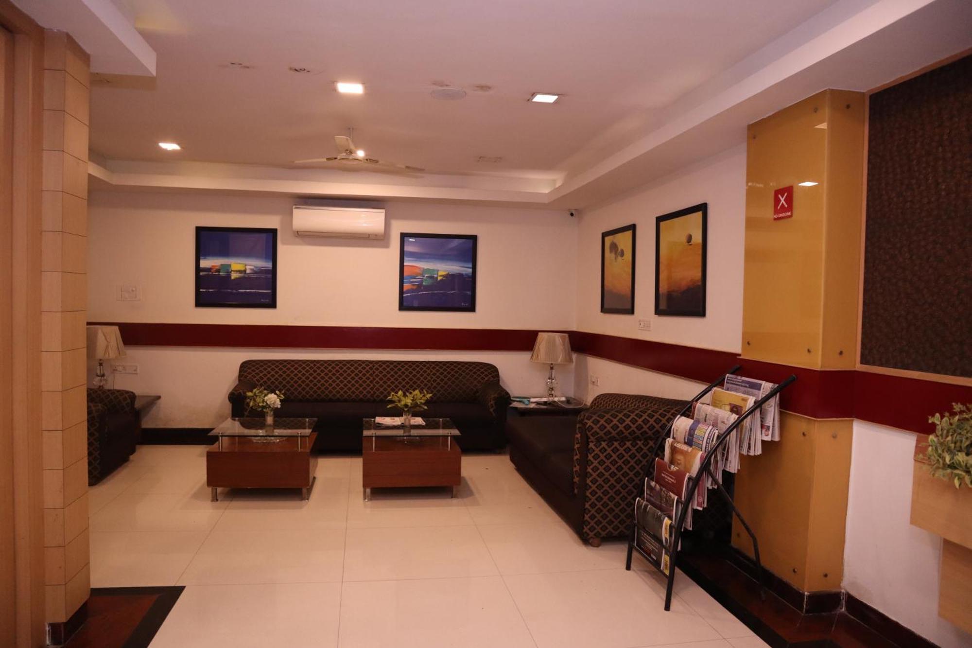 Sri Sai Ram Suites Bengaluru Zewnętrze zdjęcie
